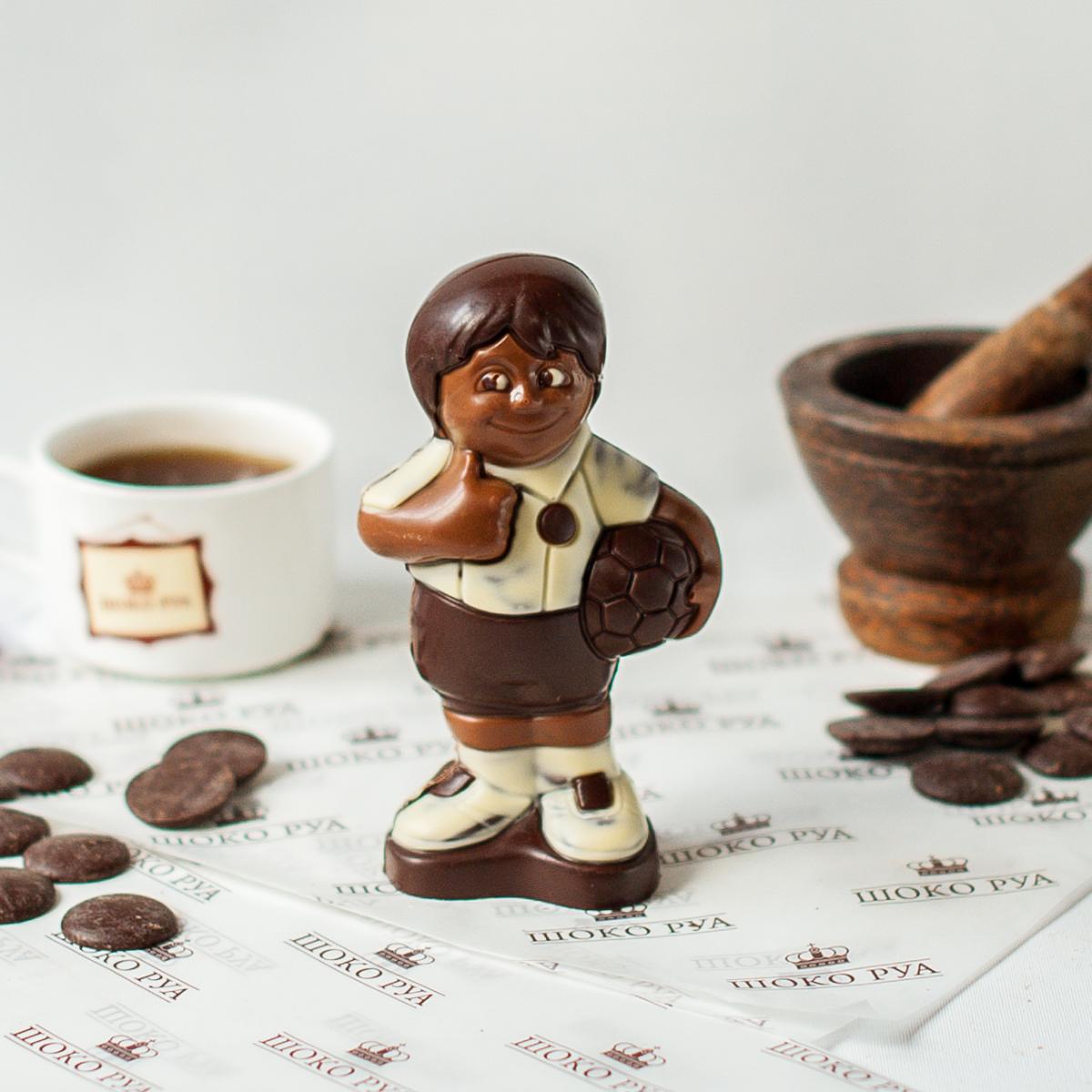 Как раскрашивать шоколадные фигурки. Фигурки из шоколада. Шоколадные статуэтки. Шоколадные фигуры. Шоколадные фигурные изделия.