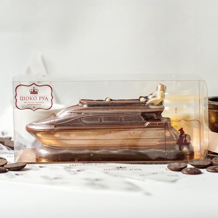 Фигурное изделие из молочного шоколада "Яхта", 150 г